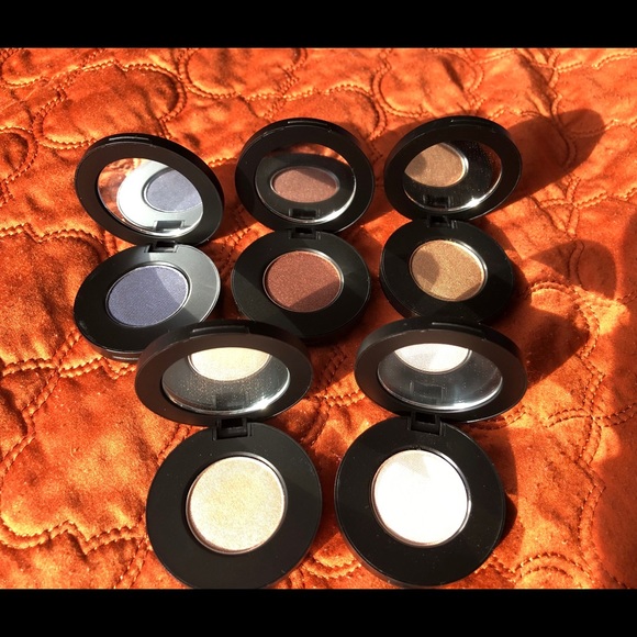 Youngblood individual eyeshadows. New. - Picture 3 of 3